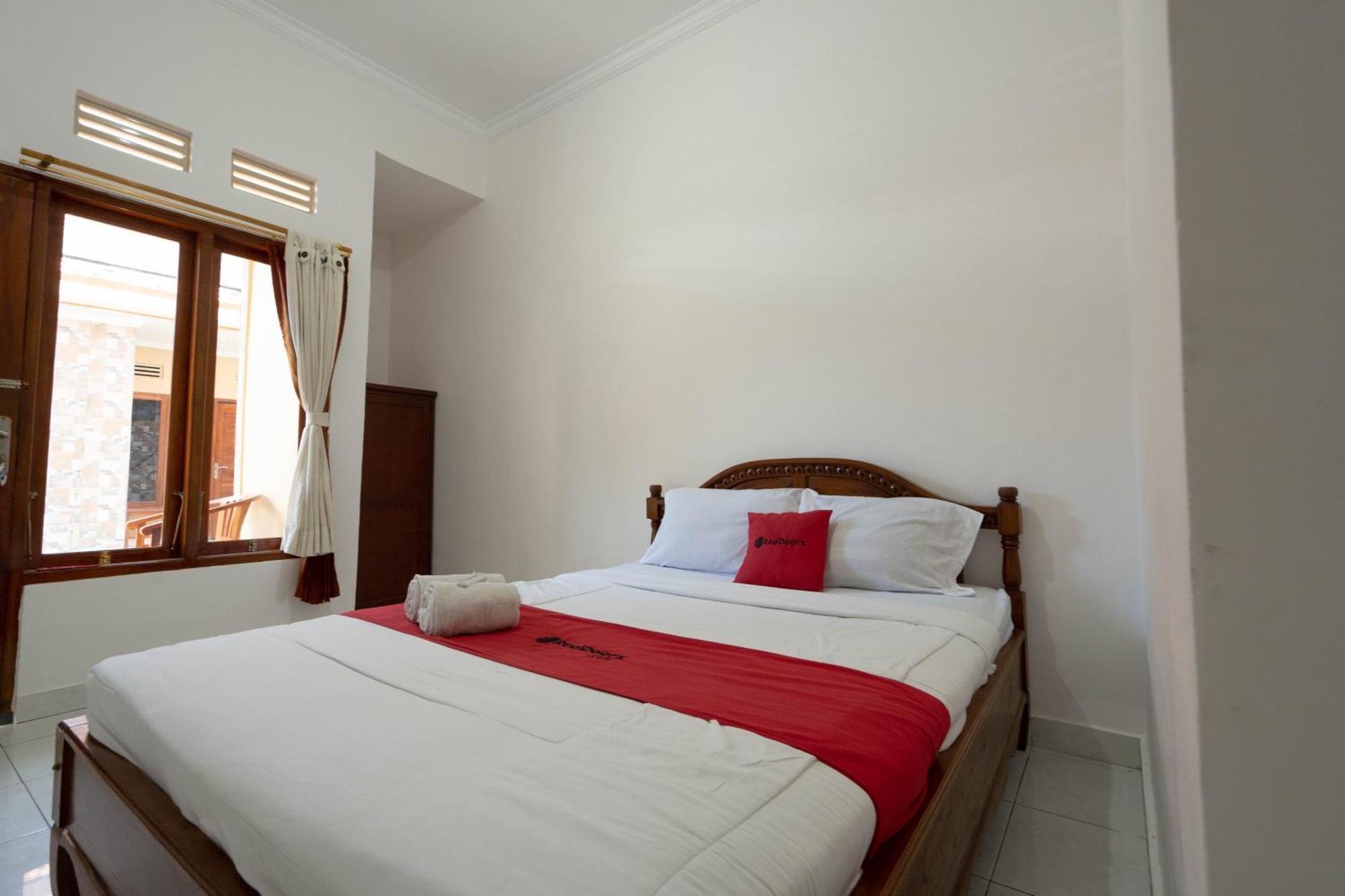 Reddoorz Near Buleleng Harbour 2 Hotel Singaraja Exterior foto