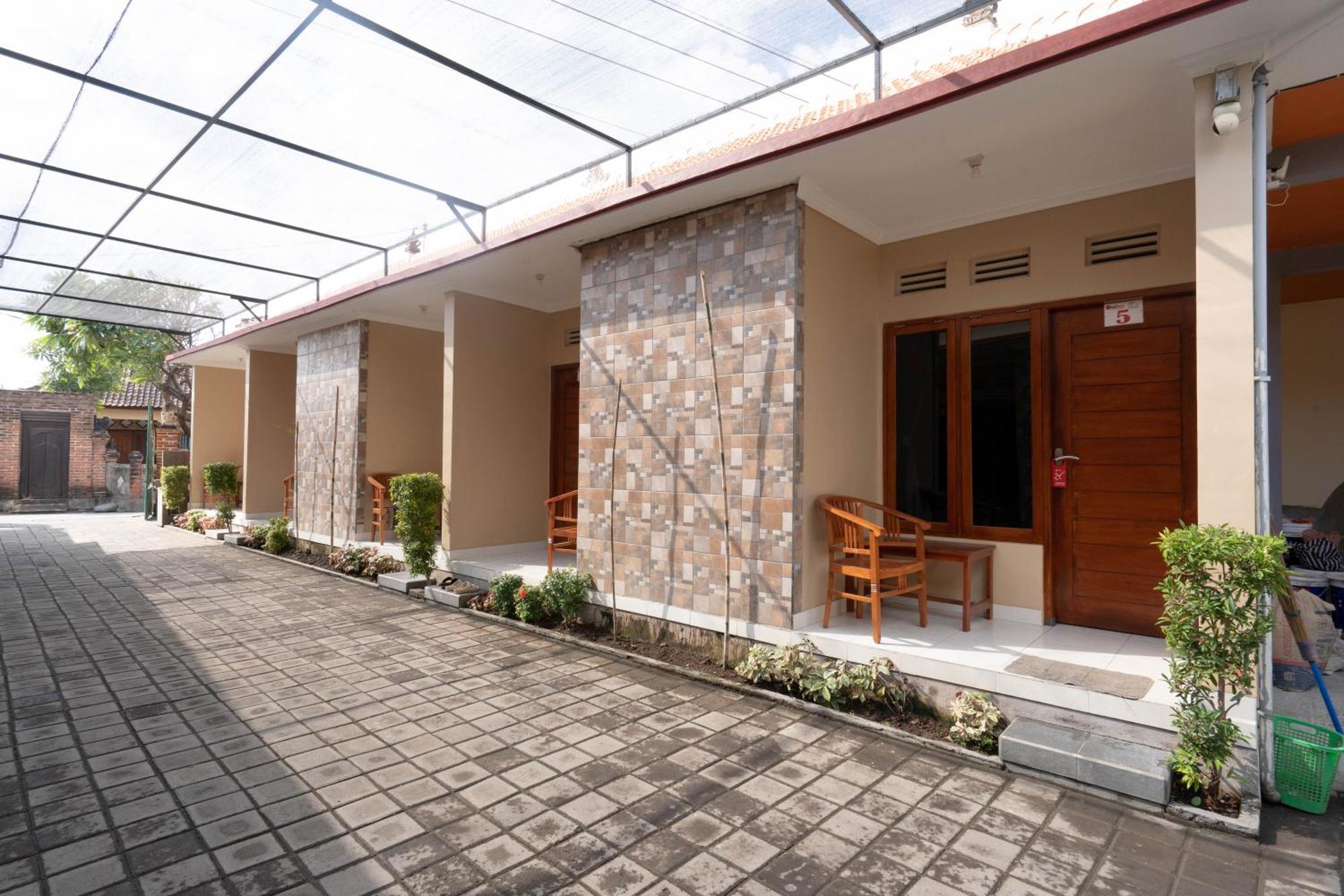 Reddoorz Near Buleleng Harbour 2 Hotel Singaraja Exterior foto